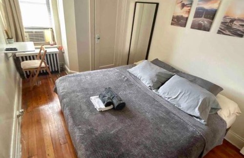 Queens House | Woodside, queens