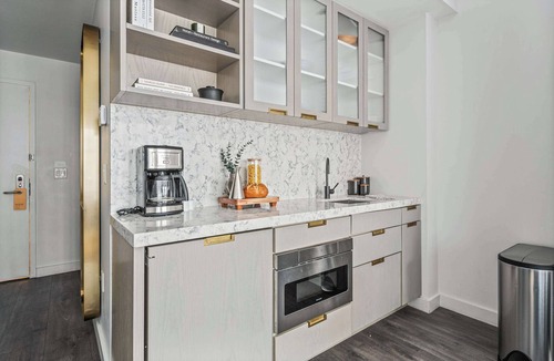 Financial District Apartment | 17John: Classic King Studio Apartment