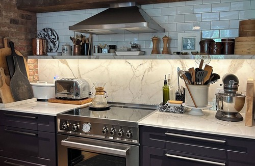 Ukrainian Village Condo | 2-bedroom designer condo in NYC's East Village