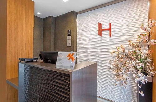 Brooklyn Hotel | 2-Star Hotel ∙ Insignia Hotel, Ascend Hotel Collection