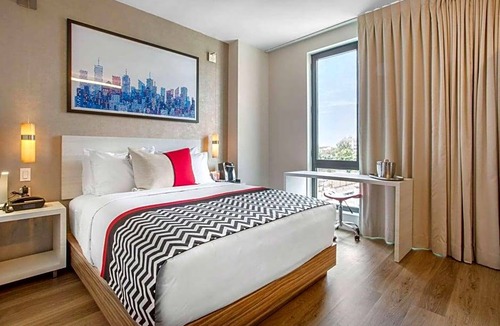 Brooklyn Hotel | 2-Star Hotel ∙ Insignia Hotel, Ascend Hotel Collection