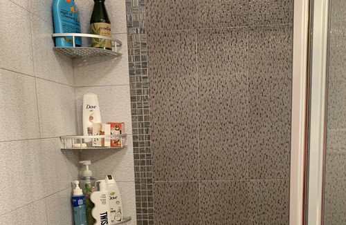Sheepshead Bay Apartment | 2Bedroom 1+1/2 Bath Private Backyard