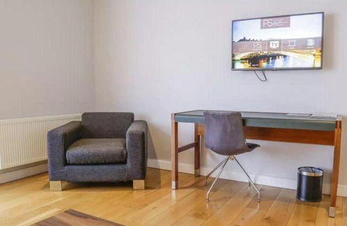 Lincoln Square Apartment | 2BEDROOM APARTMENT IN NY