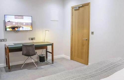 Lincoln Square Apartment | 2BEDROOM APARTMENT IN NY