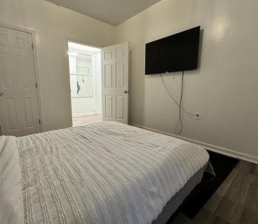 Harlem Apartment | 3 bedroom Condo in Central Park/Times Square/Hudson Yards