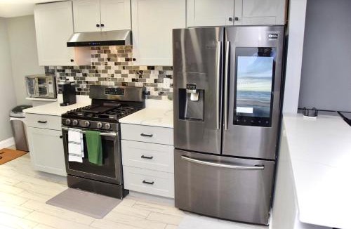 Bedford-Stuyvesant Apartment | 3 Bedroom Large Backyard