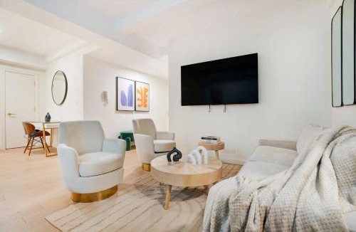 Turtle Bay Apartment | 52-3DE Newly renovated 2BR BTH Midtown East