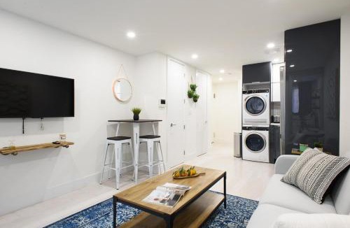 Upper East Side Apartment | 75-2C Furnished 1BR W&D Elev WD Central park