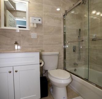 Rochdale Apartment | A cozy serene 3 BDR, 2 full baths near JFK & LaGuardia Airport
