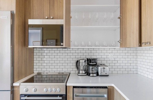 Vinegar Hill Apartment | Amazing Dumbo 2BR w/W/D, Roof & Gym, nr TimeOut Building, by Blueground