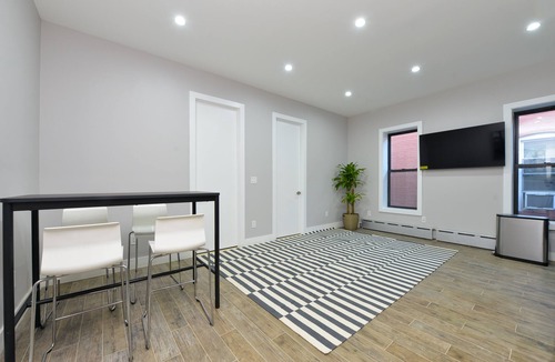Park Versailles Apartment | Apartment in New York