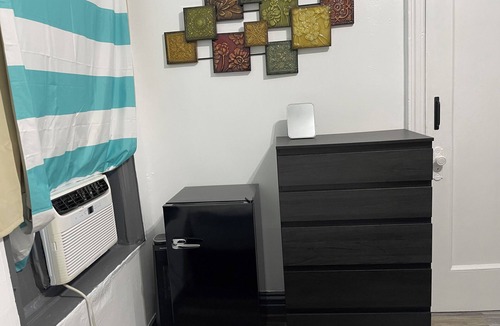 University Heights Apartment | Big room in a 3 bedroom apartment