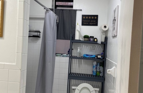 University Heights Apartment | Big room in a 3 bedroom apartment