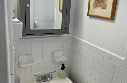 University Heights Apartment | Big room in a 3 bedroom apartment