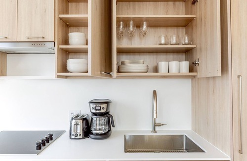Prospect Heights Apartment | Blueground | Clinton Hill, pool, gym & AC, nr park