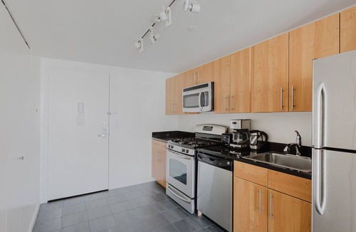 Hunters Point Apartment | Blueground | Long Island City 1bd apartment