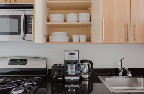 Hunters Point Apartment | Blueground | Long Island City 1bd apartment