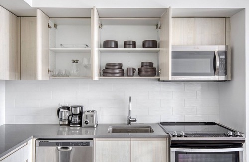 Hunters Point Apartment | Blueground | Long Island City, rooftop, nr Gantry Plaza State Park
