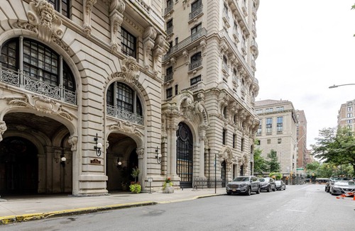 Lincoln Square Apartment | Blueground | Upper West Side, fitness center, nr Central Park