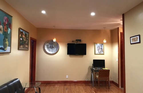 East Flatbush Apartment | Brooklyn two bedroom apartment 45 minutes to Manhattan. Corp/Long-term welcome!