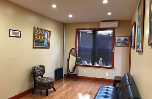 East Flatbush Apartment | Brooklyn two bedroom apartment 45 minutes to Manhattan. Corp/Long-term welcome!