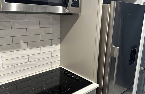 East Flatbush Apartment | Charming 1-bedroom apartment with WiFi, AC in wonderful Brooklyn