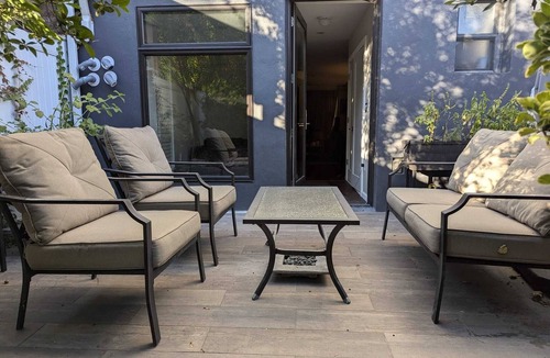 Cypress Hills Apartment | Charming Brooklyn apartment with furnished yard, garden, and near parks!