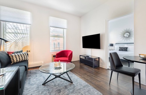 Upper East Side Apartment | Charming Two Bedroom in Yorkville, Upper East Side