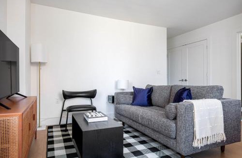 Chelsea Apartment | Chelsea 1br w doorman elevator nr High Line NYC-609