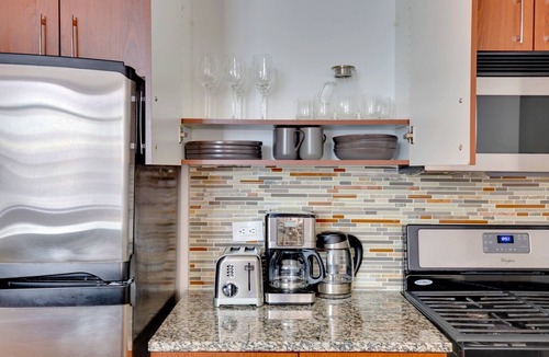 Midtown South Apartment | Classic Chelsea 2BR w/Doorman & Gym, near High Line, by Blueground
