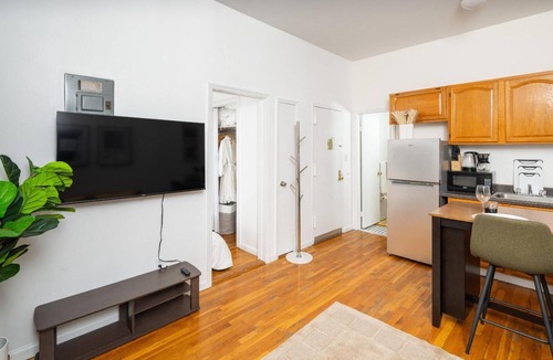 Park Slope Apartment | Classic Townhouse 1BD Park Slope, nr Prospect Park