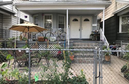 Homecrest House | Classical American House 3