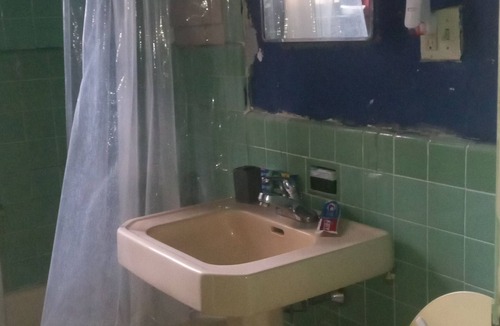 Parkchester Condo | Clean and quiet living quarters