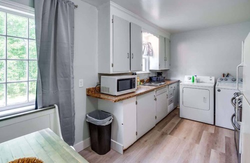 Gates-North Gates House | Comfortable home near everything