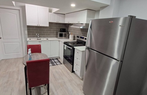 Brampton Apartment | Comfortable Inn