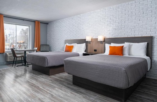 Mont-Laurier Hotel | Complexe Dix80
