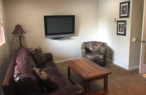 Bigfork Apartment | Cozy Bigfork Apartment Location Price Wonderfully Comfortable walk to Bigfork.