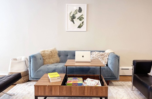 Kew Gardens Hills House | Cozy & Peaceful 2-Bed for Business Travelers