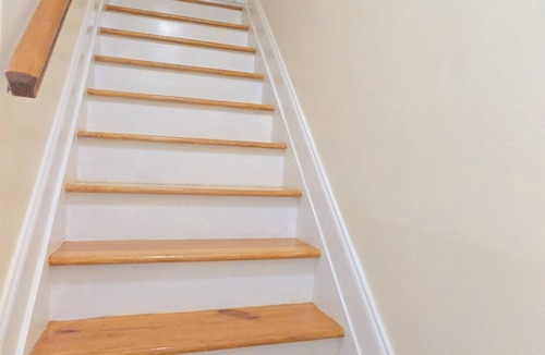 Emerson Hill House | Cozy Private 1-br Basement Apt StatenIsland close to NYC Family & Pet Friendly