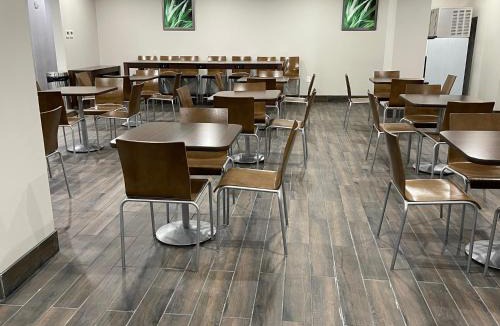 Norwood Hotel | Days Inn by Wyndham Bronx NYC
