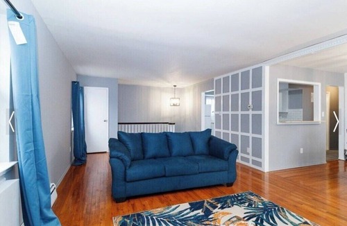 Queens House | Delightful 3-bedroom house in Queens with AC, WiFi