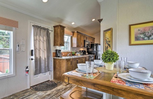 Pleasant Mount Cottage | Elevated Comfort with Radiant Brightness