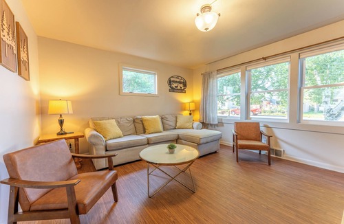 Ely House | Ely Basecamp- Perfect for Families and Groups