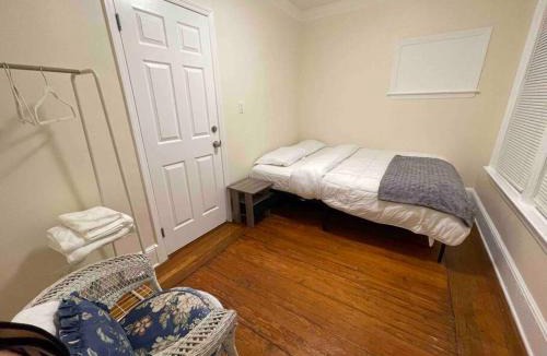 Queens Apartment | Entire Cozy 1BR Apartment in heart of Queens L