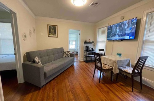 Queens Apartment | Entire Cozy 1BR Apartment. Located in the heart of Queens!