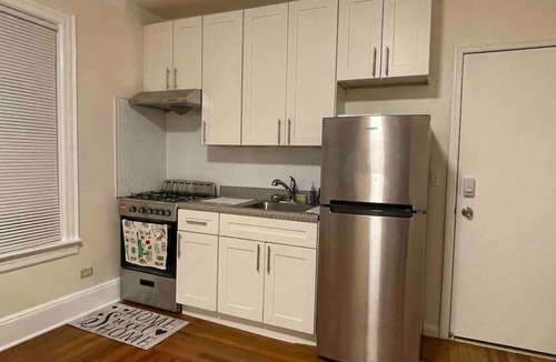 Queens Apartment | Entire Cozy 1BR Apartment. Located in the heart of Queens!