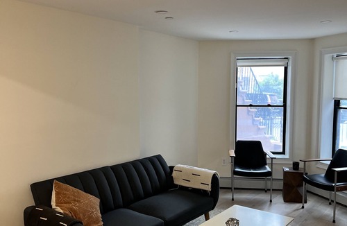 Bedford-Stuyvesant House | Entire New Modern Brownstone Apartment