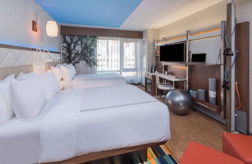 Hunters Point Hotel | EVEN Hotel Long Island City New York by IHG