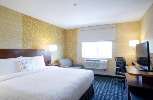 Auburndale Hotel | Fairfield Inn & Suites by Marriott New York Queens/Fresh Meadows