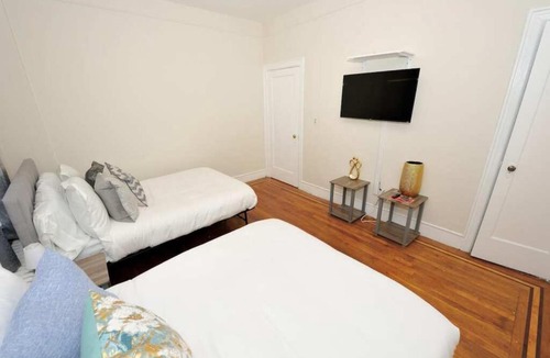 Upper East Side Apartment | Fantastic 2BR No Living Room Upper East Side